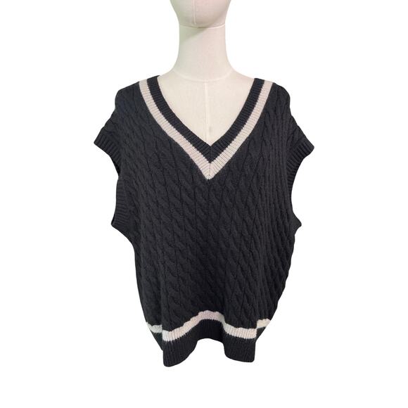 Oak + Fort Black Cable Knit Sweater Vest Size M V-Neck Sleeveless Preppy - Picture 1 of 7